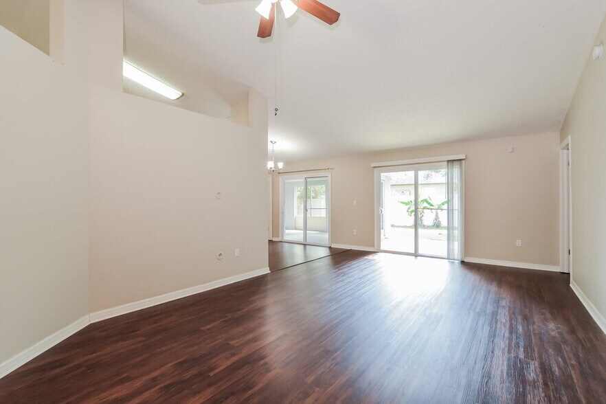 Building Photo - 628 Baldwin Dr