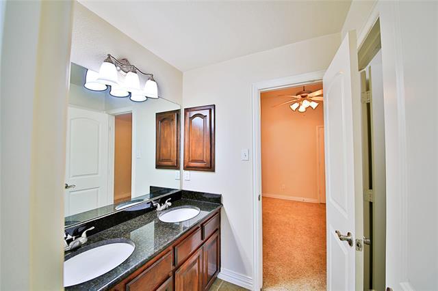 Building Photo - 778 Fall River Dr