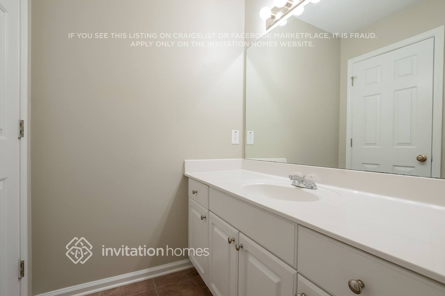 Building Photo - 361 Hunters Creek