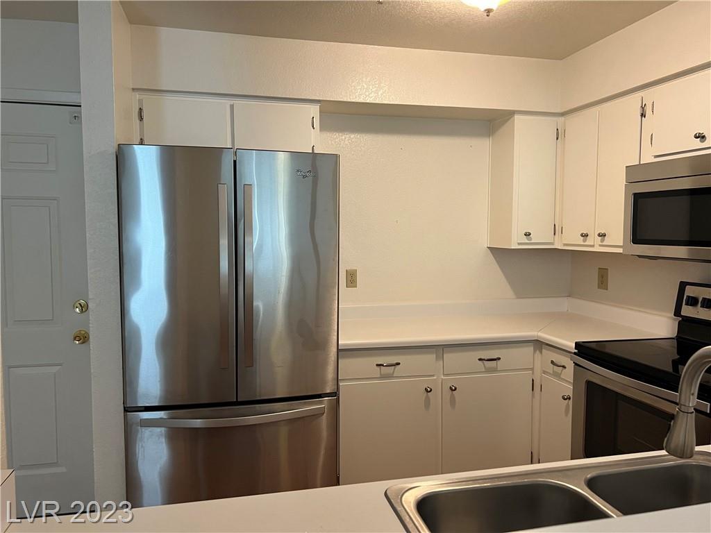 Building Photo - 2008 Mesquite Ln