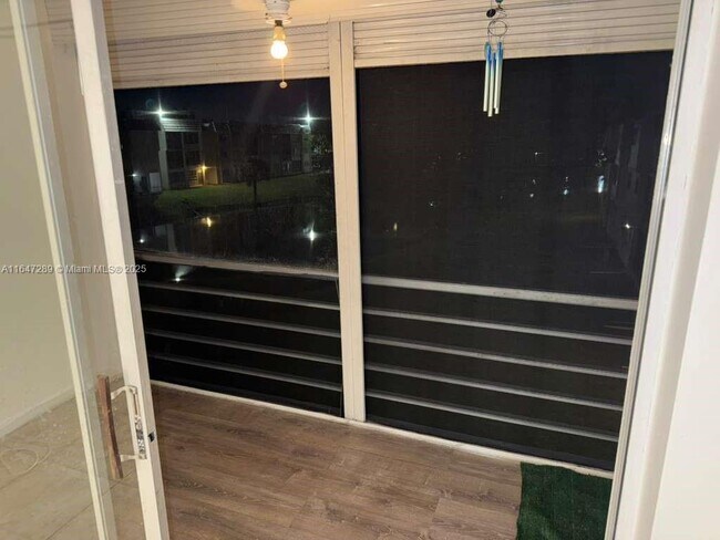 Building Photo - 8450 Sunrise Lakes Blvd