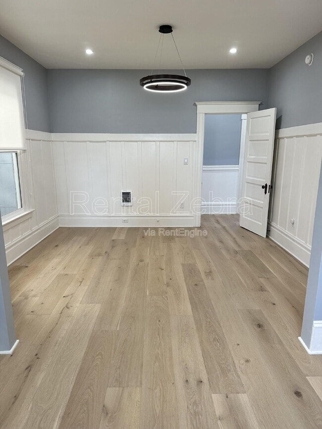 Building Photo - 1604 Jones St