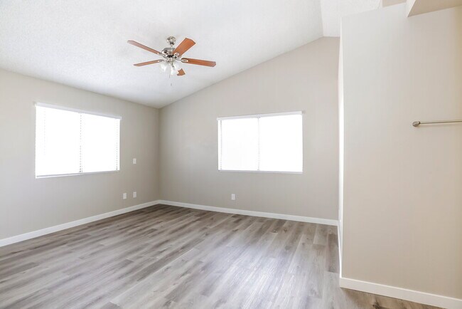 Building Photo - 8011 S Orchestra Ave