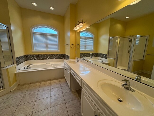 Building Photo - Little River - 3 Bedroom / 2 Bathroom House