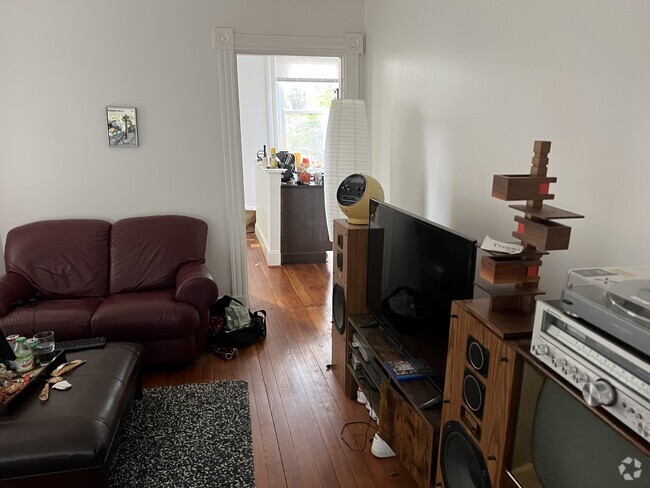 Building Photo - 433 Southview Ave