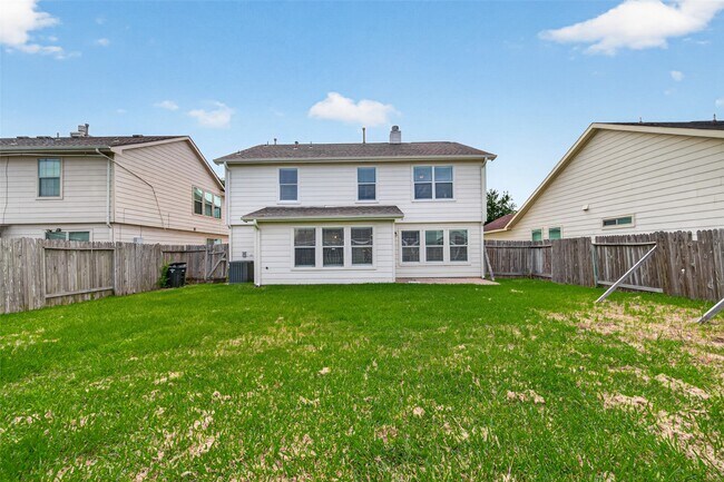 Building Photo - 15826 Kings Cypress Ln