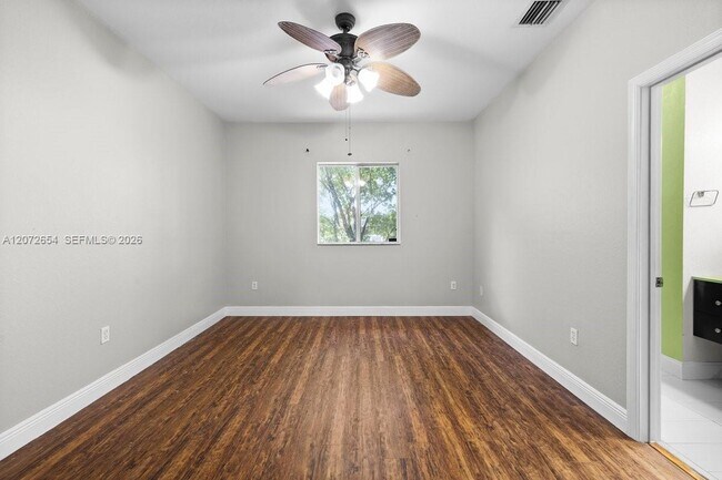 Building Photo - 7929 Tuscany Dr
