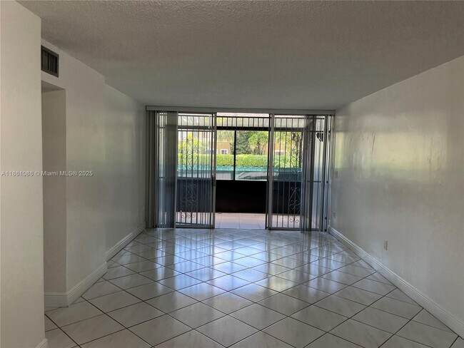 Building Photo - 8841 W Flagler St
