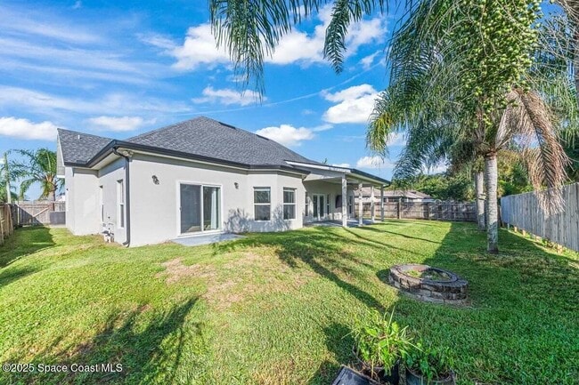 Building Photo - 6495 Bamboo Ave