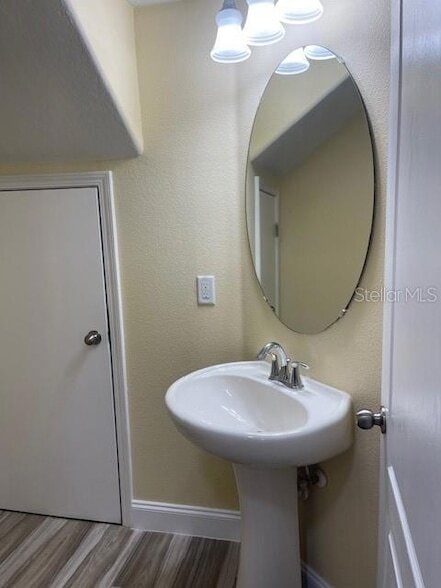 Building Photo - 326 Carina Cir