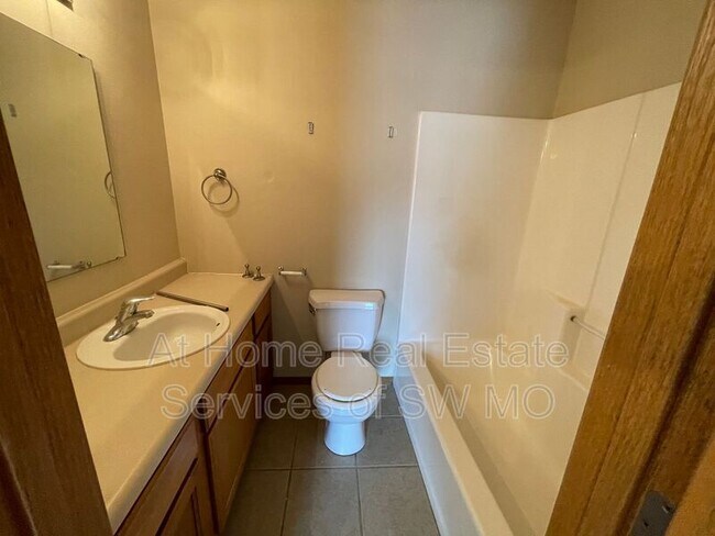 Building Photo - 5596 N. Green