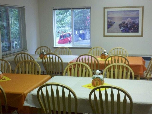 Building Photo - Vasa Creek Woods Senior Apartments
