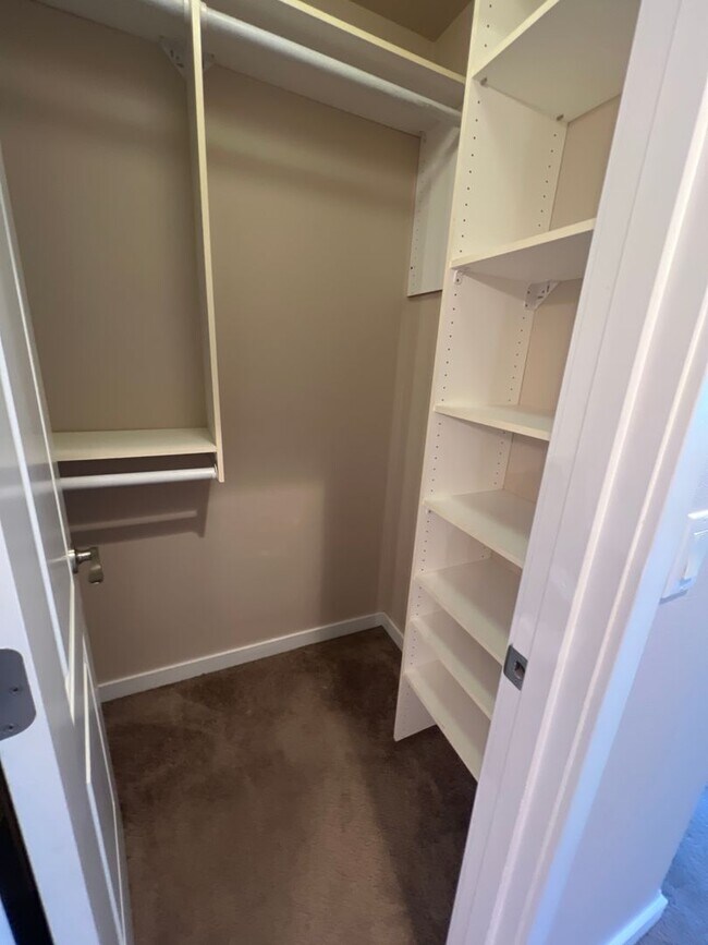 Building Photo - nov208