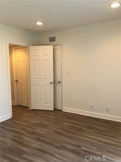 Building Photo - 211 7th St