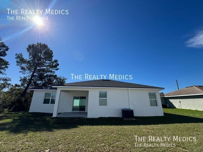 Building Photo - 205 Hibiscus Ln