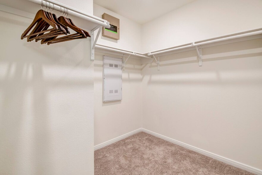 Master Closet - 23314 Stahl Creeks Ln