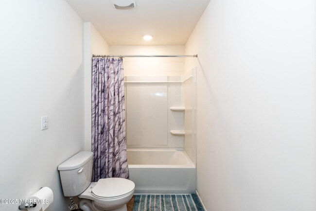 Building Photo - 22 Nautilus Dr