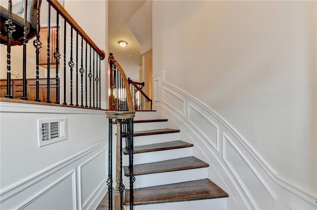 Building Photo - 777 Wexford Cove Way