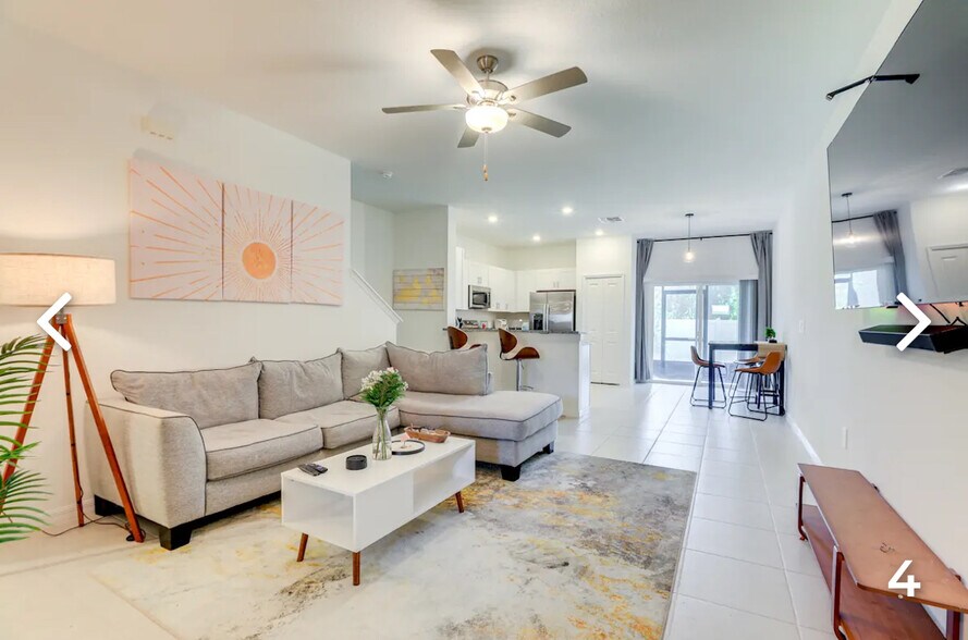 Building Photo - 2579 Sunray Venus Way