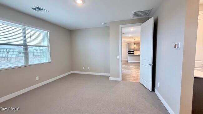 Building Photo - 15901 W El Cortez Pl