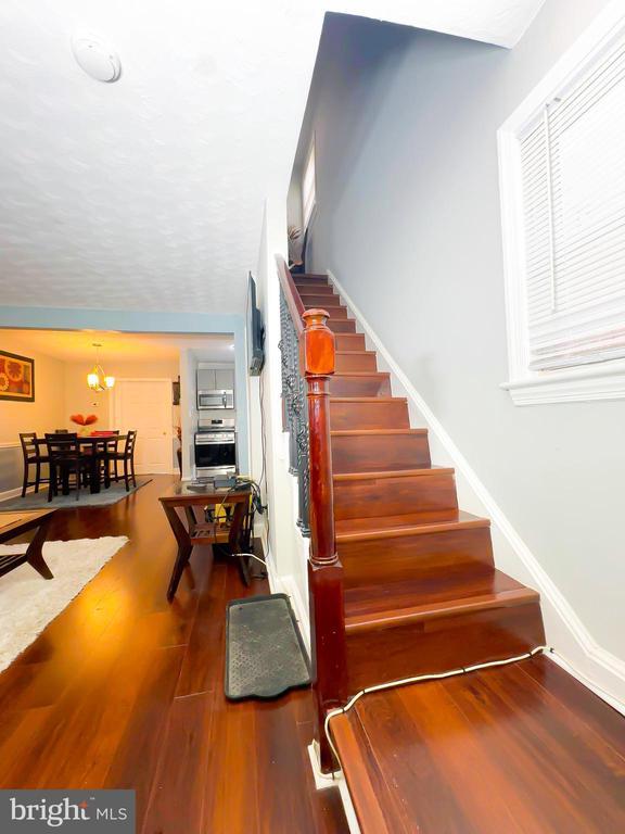 Building Photo - 532 Foxhall Pl SE