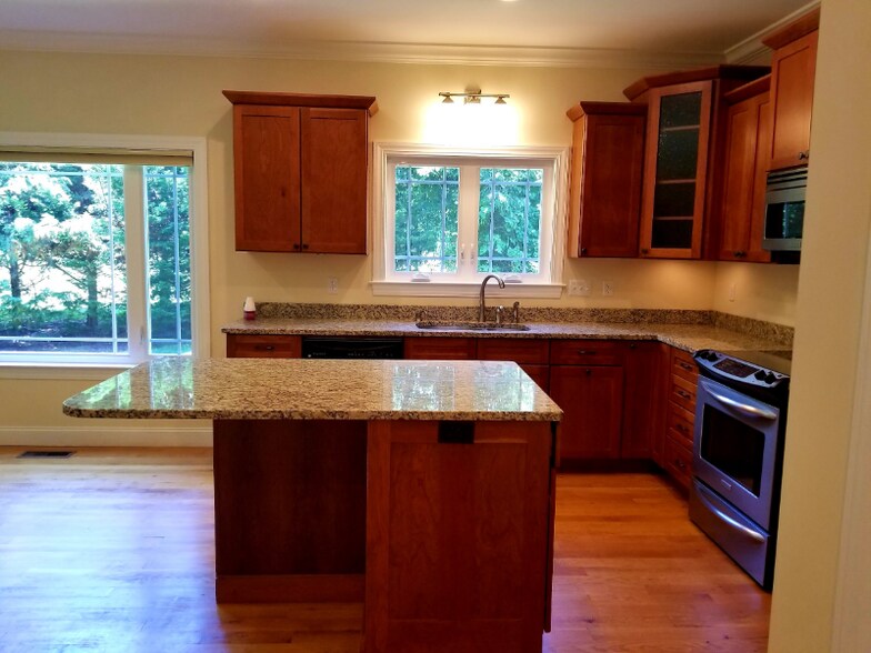 Building Photo - 32 Tempie Ln