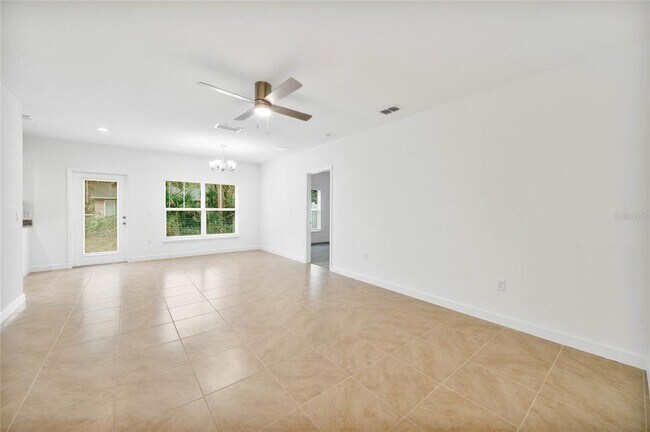 Building Photo - 1308 Bond St