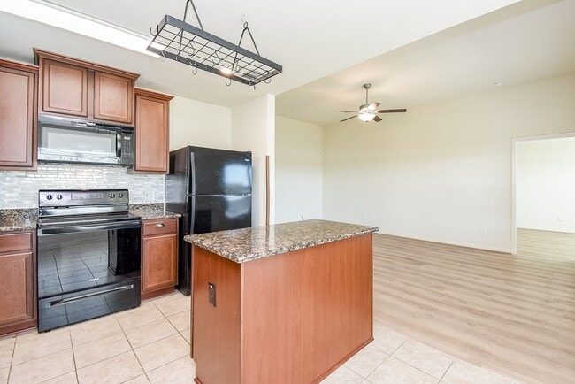 Building Photo - 1081 Mule Ridge Dr