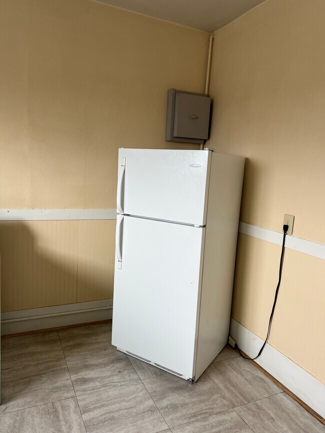 Building Photo - 319 S Excelsior Ave