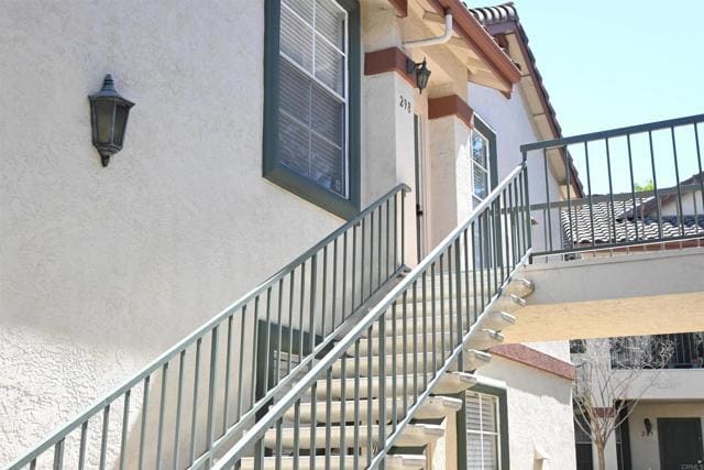 Building Photo - 10880 Sabre Hill Dr