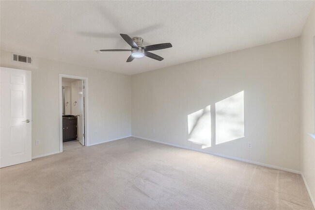 Building Photo - 8203 Beaver Brook Ln