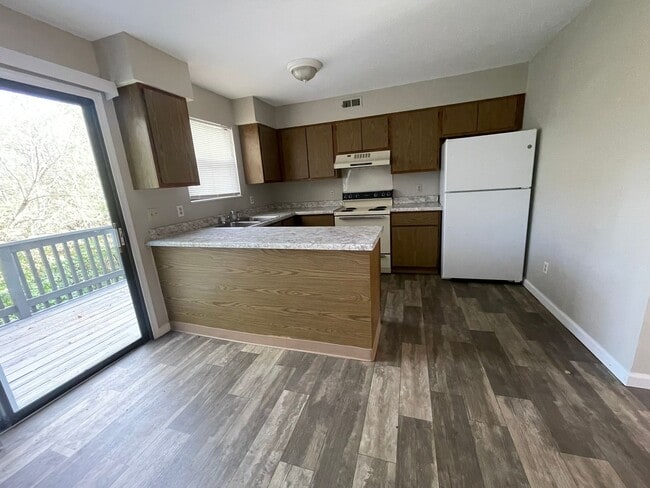 Building Photo - 3BR/2BA 2 story apartment for rent in Troy...