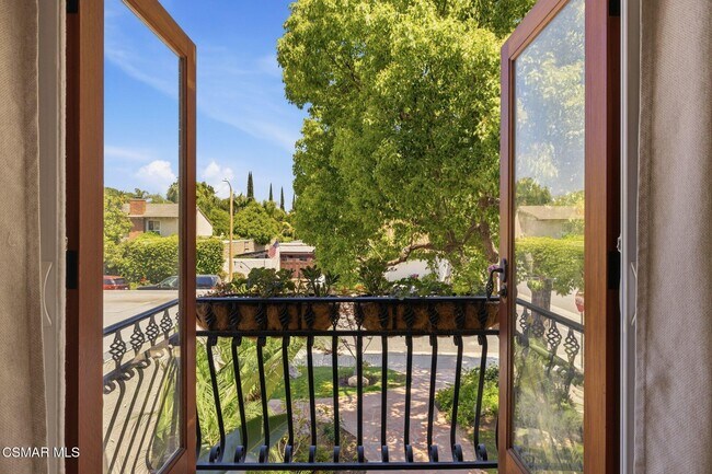 Building Photo - 4501 Regents Ct