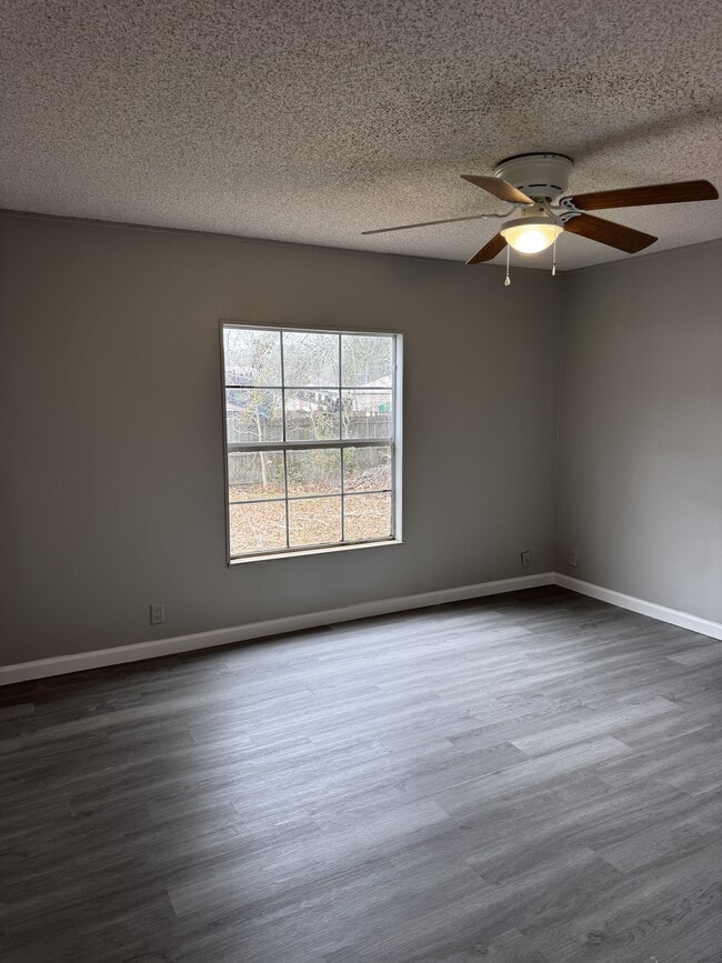 Building Photo - 8117 Durango Ave