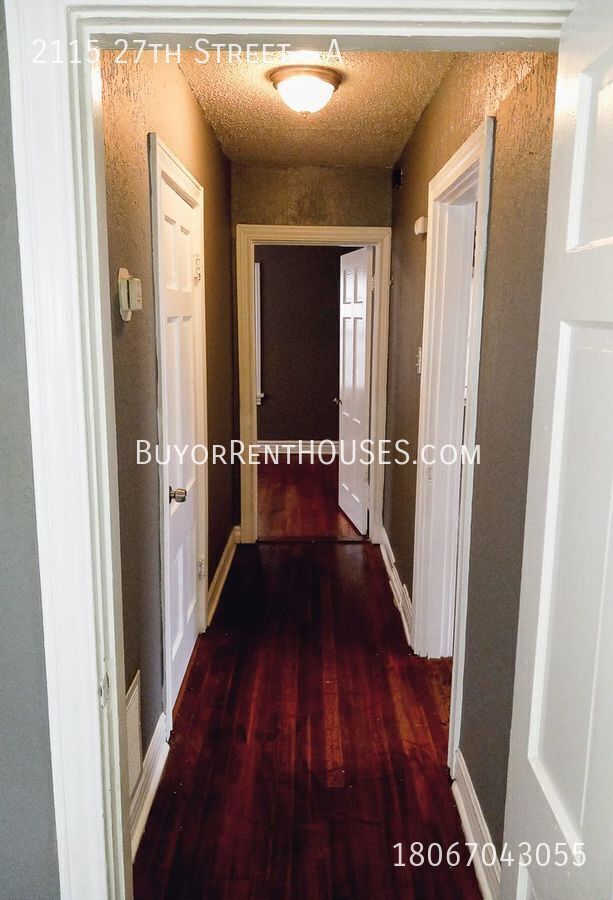 Building Photo - Handyman Special $99 Move in + Admin Fee /...