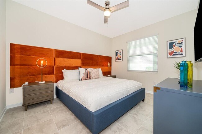 Building Photo - 3180 Paradox Cir