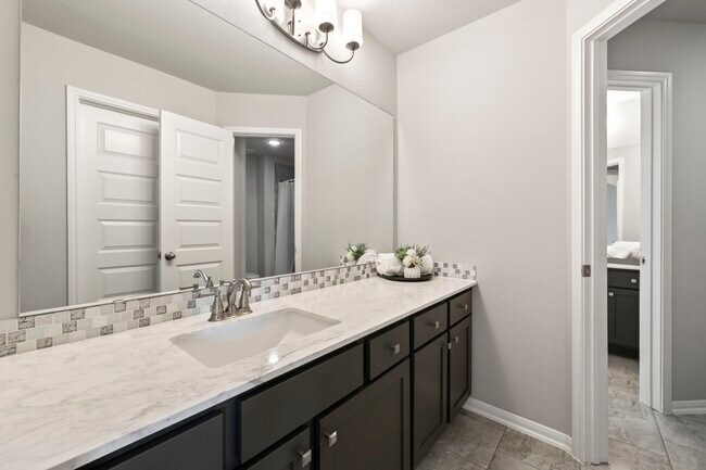 Building Photo - 3938 Avalon Ridge Dr