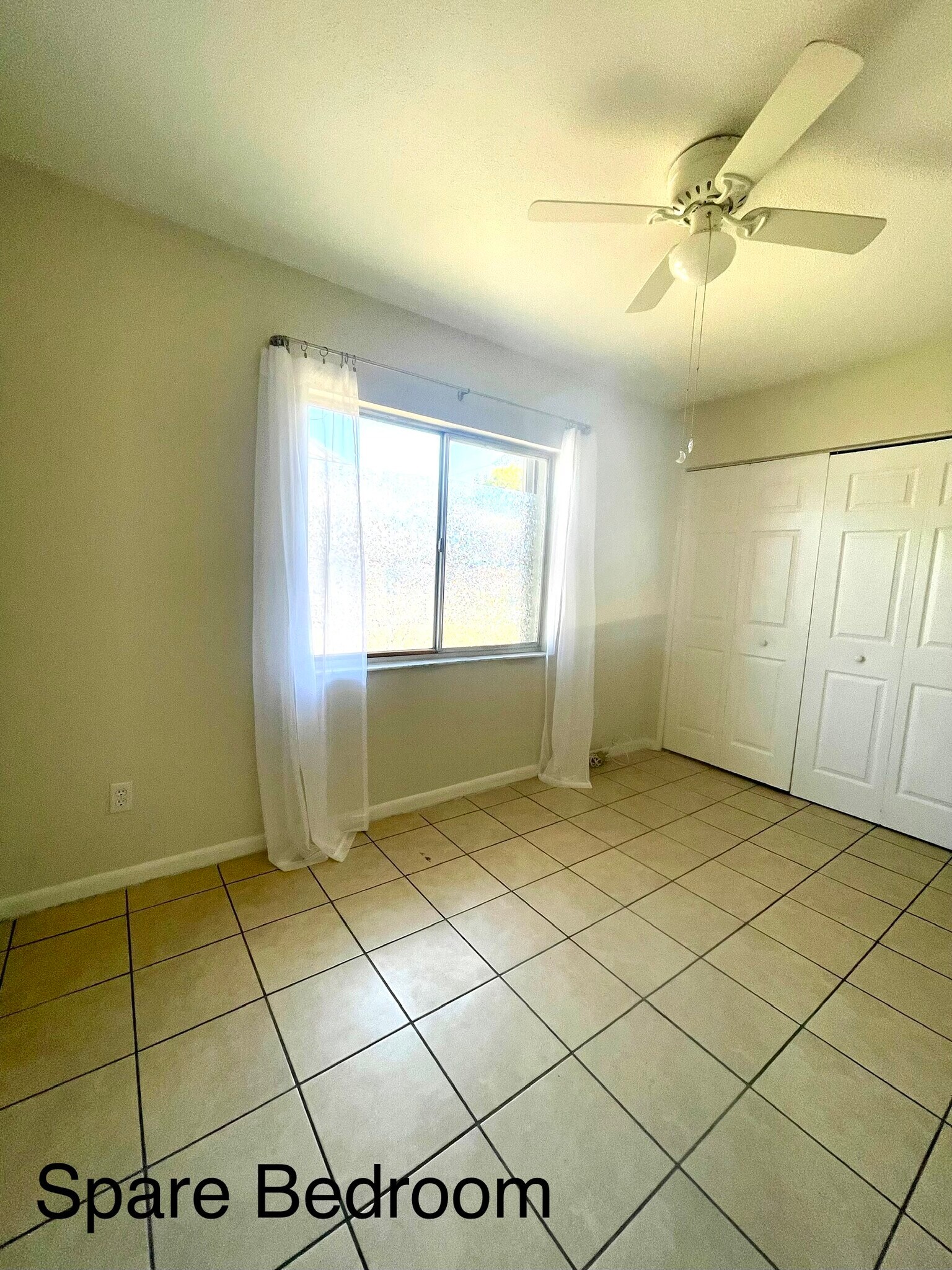 Building Photo - 1252 SE 8th St