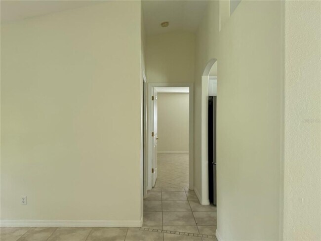 Building Photo - 2349 Honey Ln
