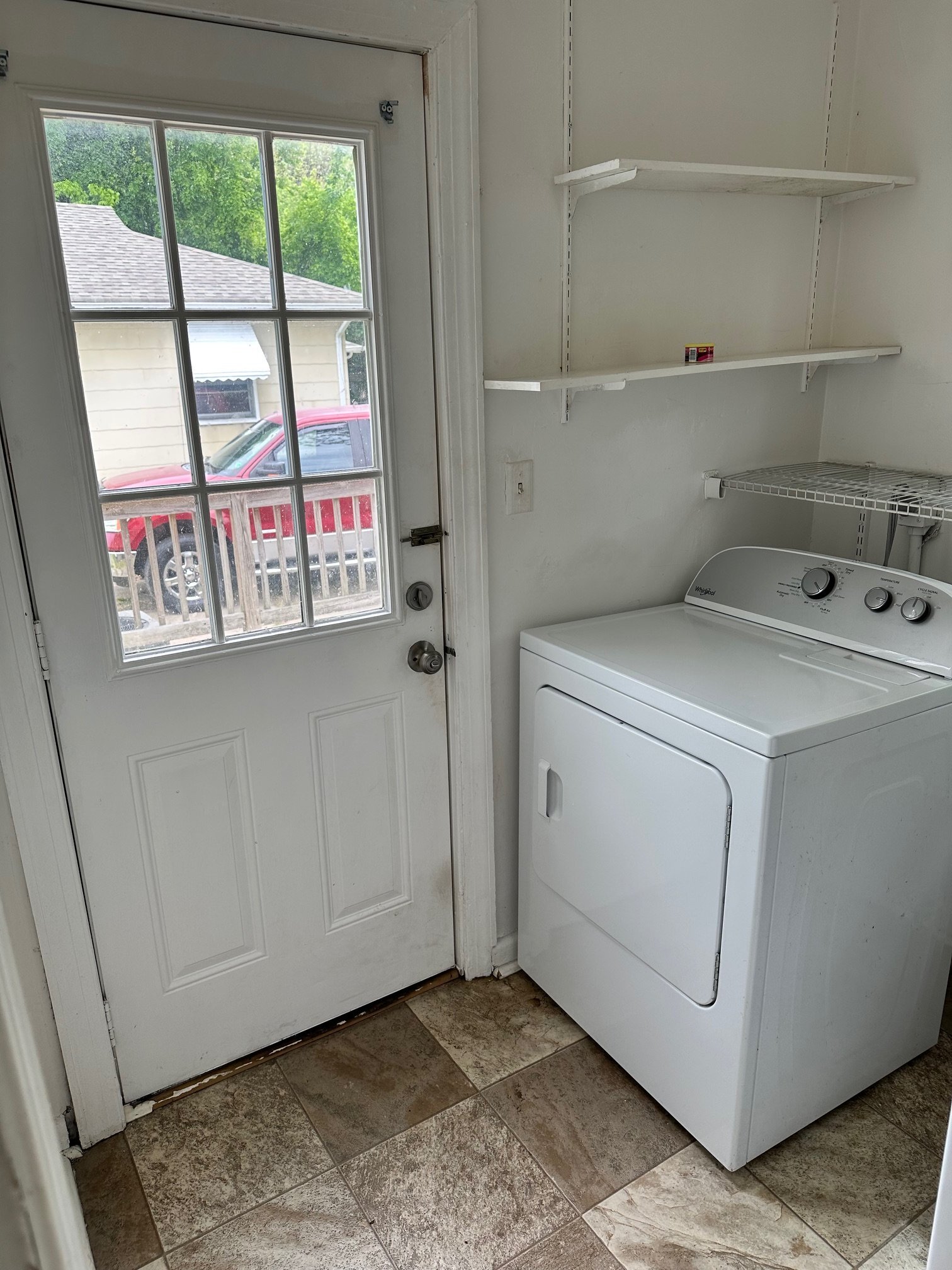 Building Photo - 9324 Phillip Ave