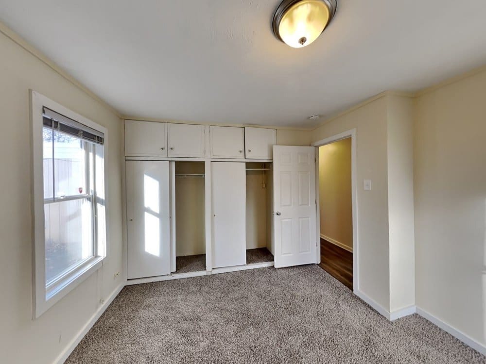Building Photo - 316 Neola St