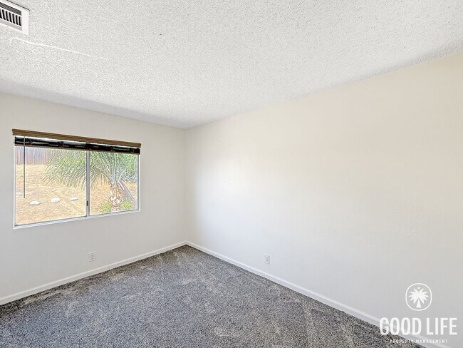 Building Photo - Stylish 4B/2.5BA Home in Moreno Valley with Attached Garage and Upgraded Interiors