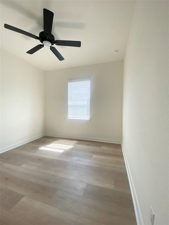 Building Photo - 700 Horseshoe Dr