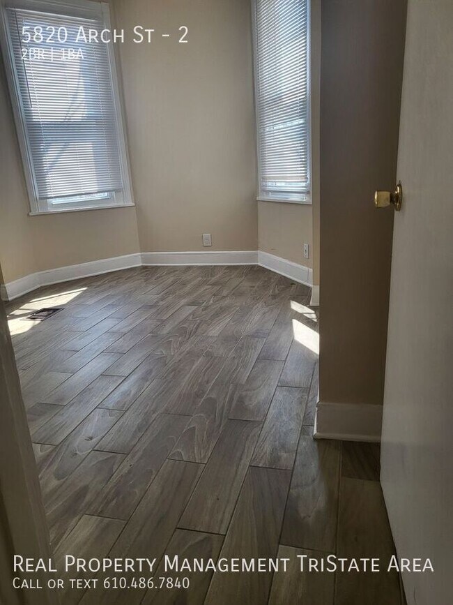 Building Photo - 5820 Arch St