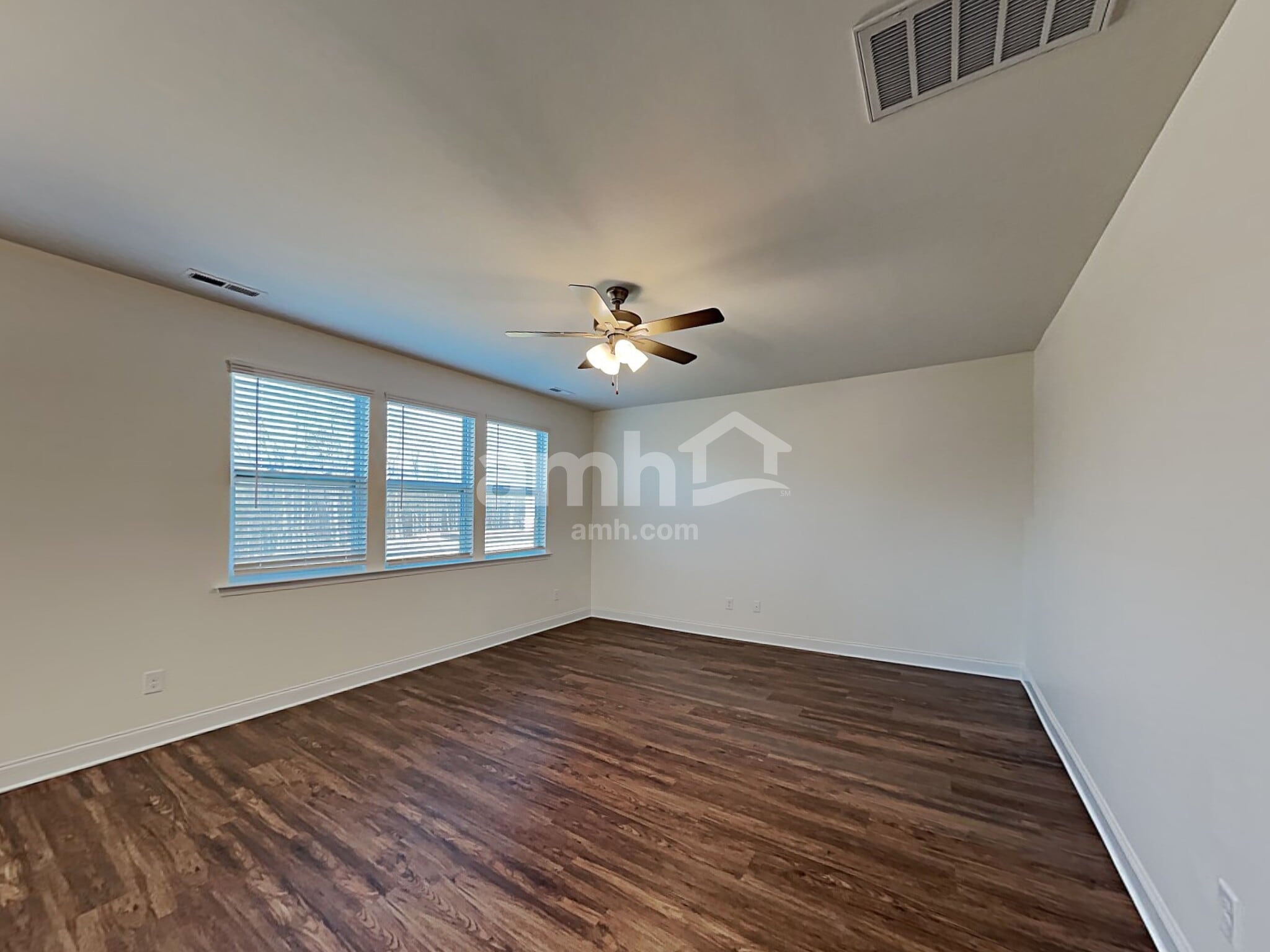 Building Photo - 2125 Laurel Vlg Cir