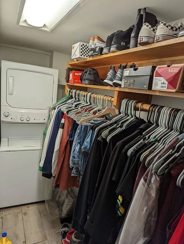 Building Photo - 1840 W Cermak Rd