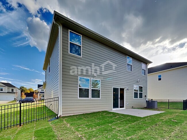 Building Photo - 559 Rivermist Dr