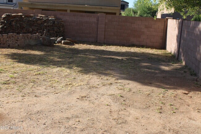 Building Photo - 2568 W Tanner Ranch Rd
