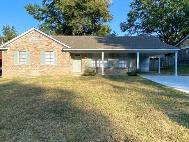 Primary Photo - 3 bed, 2 bath near Yale and Raleigh Millin...
