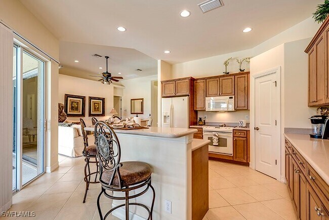 Building Photo - 6101 Dogleg Dr
